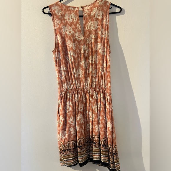 Pink dress. Small. - Picture 2 of 3